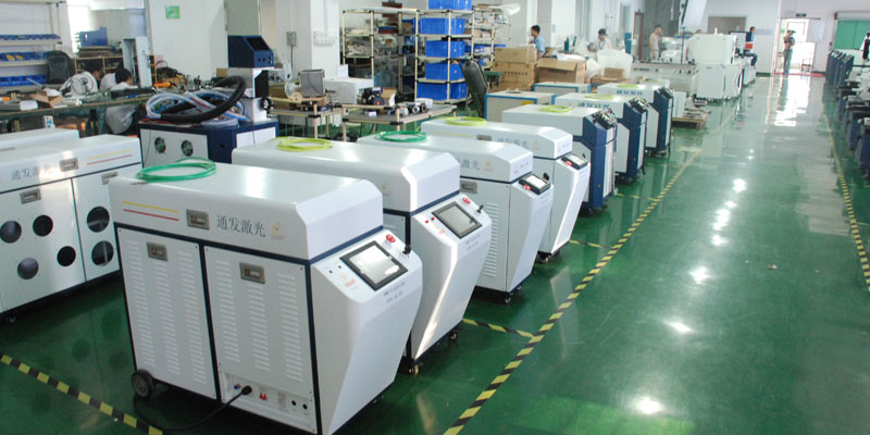 通發激光TFL-80PF<a href='http://www.xuchn.com/product/2.htm' class='text_a'>光纖<a href='http://www.xuchn.com' class='text_a'>激光焊接機</a></a>